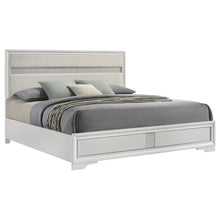 Load image into Gallery viewer, Miranda California King, E.King, Queen, Full, &amp; Twin Bed Black &amp; White
