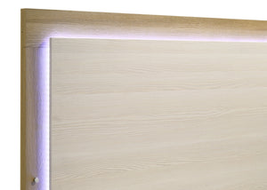 Hyland Eastern King & Queen Bed