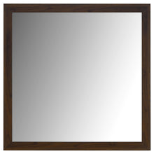 Load image into Gallery viewer, Welsley 4 &amp; 5 PieceBedroom Set