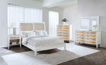 Load image into Gallery viewer, Bexhill California King, E.King, Queen Bed