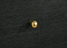 Load image into Gallery viewer, Cavelle Chest