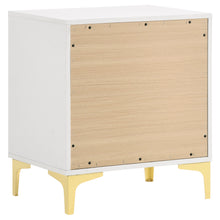 Load image into Gallery viewer, Kendall 4 &amp; 5 Piece Bedroom Sets