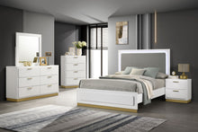 Load image into Gallery viewer, Caraway California King, E.King, &amp; Queen Bed Black &amp; White