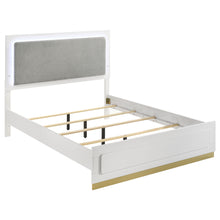 Load image into Gallery viewer, Caraway California King, E.King, &amp; Queen Bed Black &amp; White