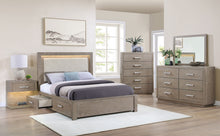 Load image into Gallery viewer, Kenora California King, E.king, &amp; Queen Bed