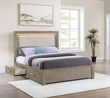 Load image into Gallery viewer, Kenora California King, E.king, &amp; Queen Bed