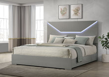Load image into Gallery viewer, Ives Eastern King &amp; Queen Bed