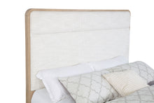 Load image into Gallery viewer, Ladera Queen Beds