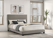 Load image into Gallery viewer, Dorian Panel Beds
