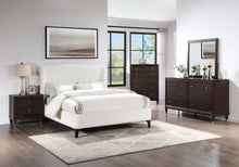 Load image into Gallery viewer, Mosby Queen Beds