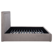 Load image into Gallery viewer, Lawson Panel Platform Bed