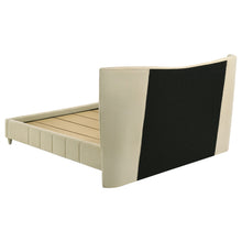 Load image into Gallery viewer, Evelyn Panel Platform Bed