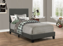 Load image into Gallery viewer, Boyd Beds
