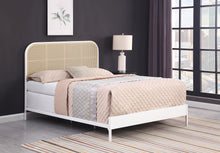 Load image into Gallery viewer, Amherst Eastern King, Queen, Full, &amp; Twin Bed White &amp; Black