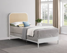 Load image into Gallery viewer, Amherst Eastern King, Queen, Full, &amp; Twin Bed White &amp; Black