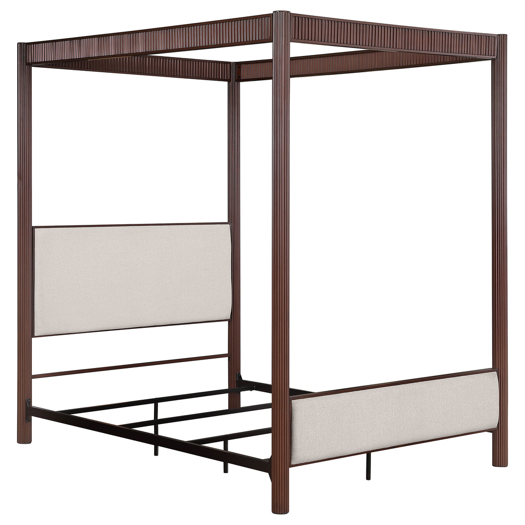 Zimmerlee Eastern King & Queen Bed