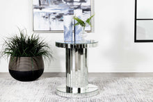 Load image into Gallery viewer, Dorielle Side Table