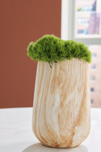 Load image into Gallery viewer, Cammen Vase