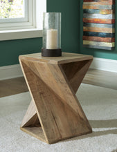 Load image into Gallery viewer, Zalemont Accent Table