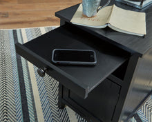 Load image into Gallery viewer, Treytown Chairside End Table