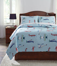 Load image into Gallery viewer, McAllen 3-Piece Quilt Set