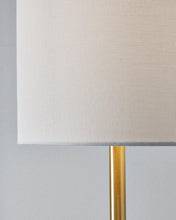 Load image into Gallery viewer, Maywick Table Lamp