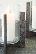 Load image into Gallery viewer, Garekton Candle Holder (Set of 2)