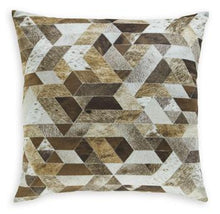Load image into Gallery viewer, Adamund Pillow (Set of 4)