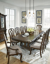 Load image into Gallery viewer, Maylee Dining Room Set