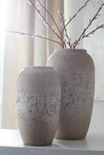 Load image into Gallery viewer, Dimitra Vase (Set of 2)