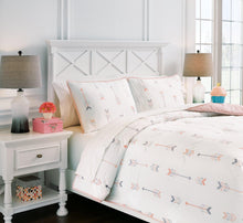 Load image into Gallery viewer, Lexann Comforter Set