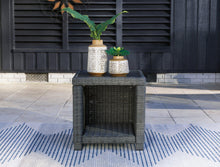 Load image into Gallery viewer, Elite Park Outdoor Occasional Table Set