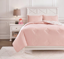 Load image into Gallery viewer, Lexann Comforter Set