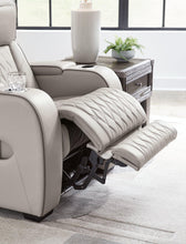 Load image into Gallery viewer, Boyington Living Room Set