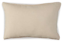 Load image into Gallery viewer, Abreyah Pillow
