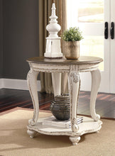 Load image into Gallery viewer, Realyn End Table Set