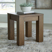 Load image into Gallery viewer, Rosswain Occasional Table Set