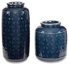 Load image into Gallery viewer, Marenda Vase (Set of 2) image