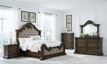 Load image into Gallery viewer, Maylee Bedroom Set