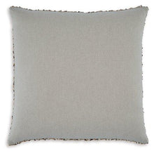 Load image into Gallery viewer, Vorlane Pillow (Set of 4)