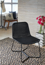 Load image into Gallery viewer, Daviston Accent Chair