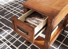 Load image into Gallery viewer, Breegin Chairside End Table