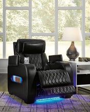 Load image into Gallery viewer, Boyington Living Room Set