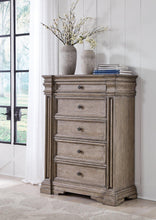 Load image into Gallery viewer, Blairhurst Chest of Drawers