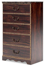 Load image into Gallery viewer, Glosmount Chest of Drawers