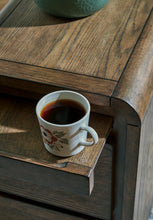 Load image into Gallery viewer, Jensworth Accent Table