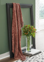 Load image into Gallery viewer, Tamish Throw (Set of 3)