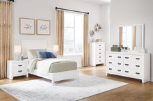 Load image into Gallery viewer, Binterglen Bed