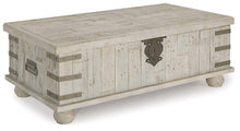 Load image into Gallery viewer, Carynhurst Table Set