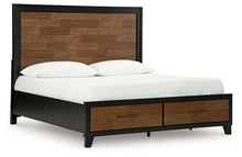 Load image into Gallery viewer, Kraeburn Panel Storage Bed image